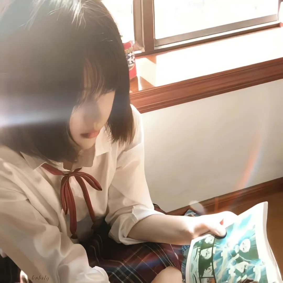 鉴宝神手，我靠赌石咸鱼翻身